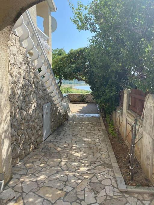 Casa Mare Garten Zwei Baeder Eg Dovolenkový dom Rtina